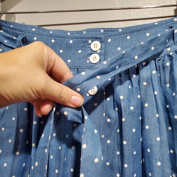 Mod Cloth Women's Blue White Polka Dot Chambray Skirt Button Pocket Casual Sz M - Picture 4 of 11